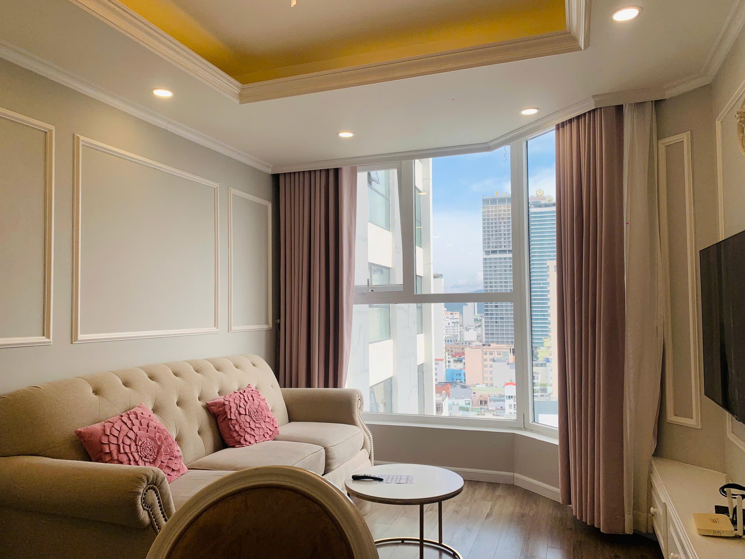 Cho thuê căn hộ 2PN tầng cao, đầy đủ nội thất. HUD Building Nha Trang