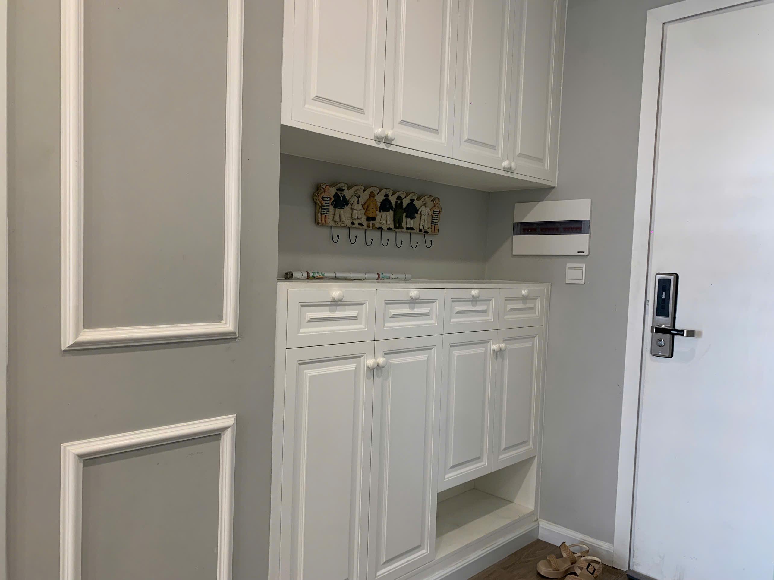 Cho thuê căn hộ 2PN tầng cao, đầy đủ nội thất. HUD Building Nha Trang