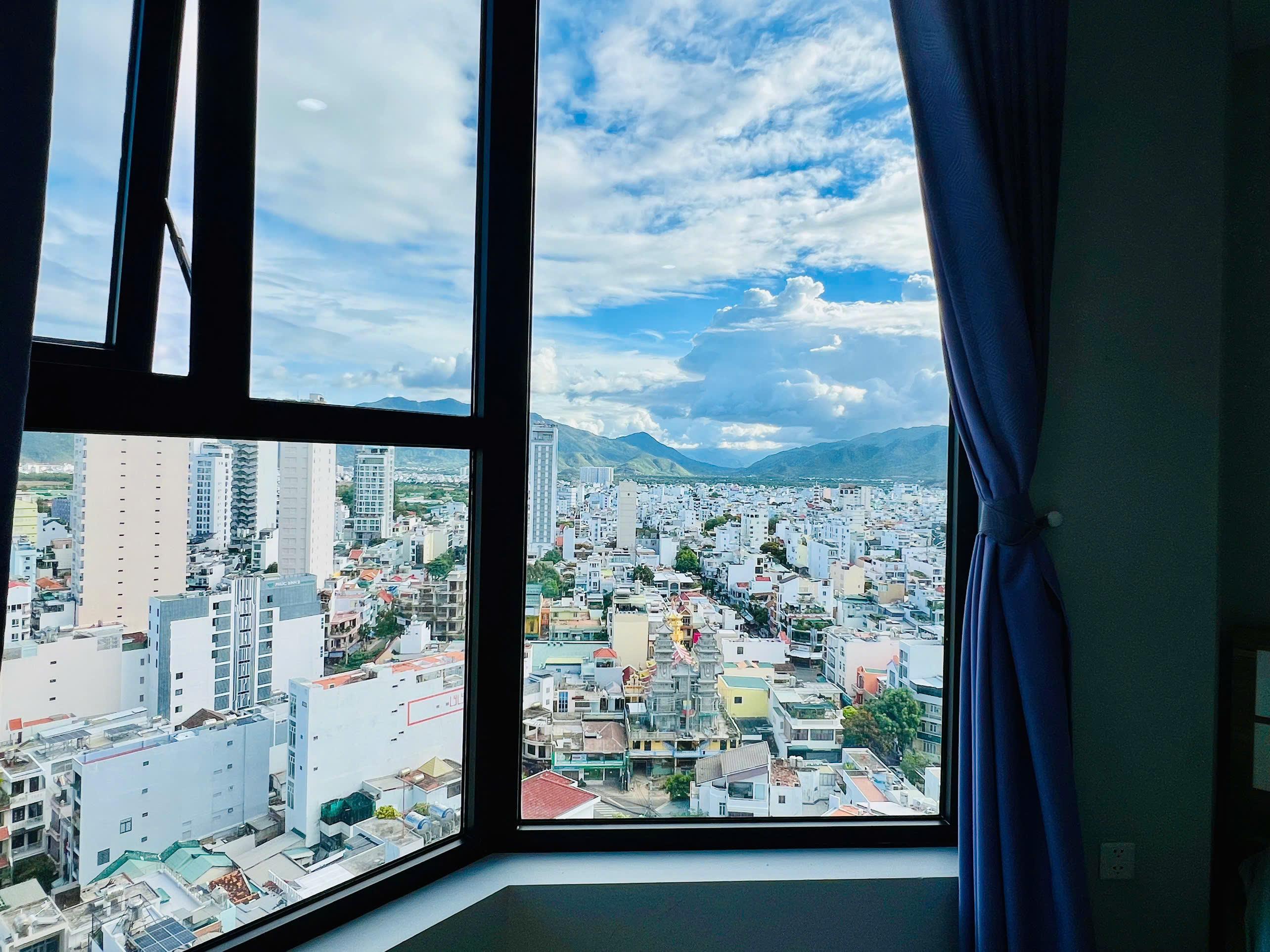 Căn hộ HUDBUILDING 59,2m2. 2 phòng ngủ, tầng cao, đầy đủ nội thất